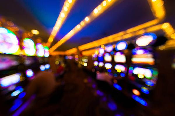 Discover Live Casino Show Formats Through オンラインカジノサイト Games